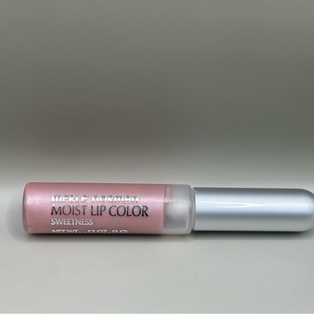 Merle Norman Moist Lip Color Sweetness.12 Oz (3G)
